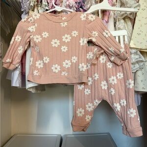 Snug pink floral ribbed top and pants set 3-6 months